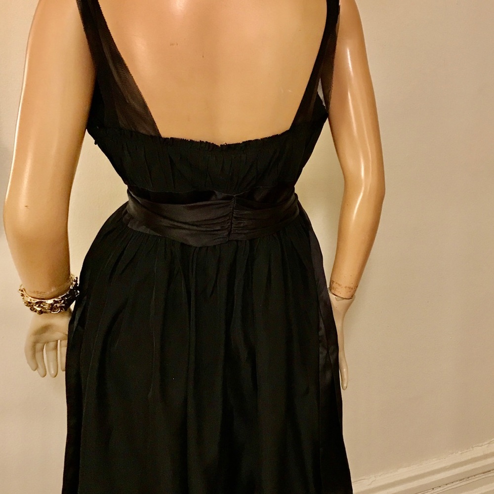 LBD taffeta dress by Jacqueline Quinn - Picture 3 of 7